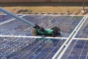 Comment nettoyer des panneaux solaires
