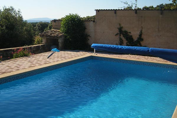 Comment préparer sa piscine pour l’été ?