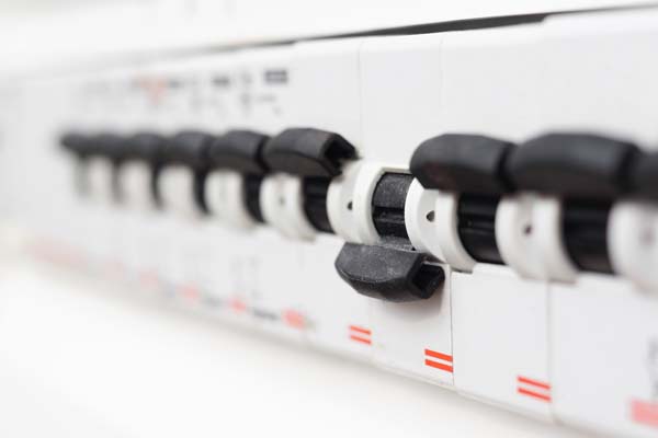Comment tester les interrupteurs différentiels d’un tableau électrique ?