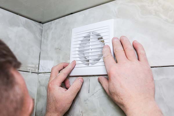 Comment vérifier la bonne ventilation d'un vide sanitaire